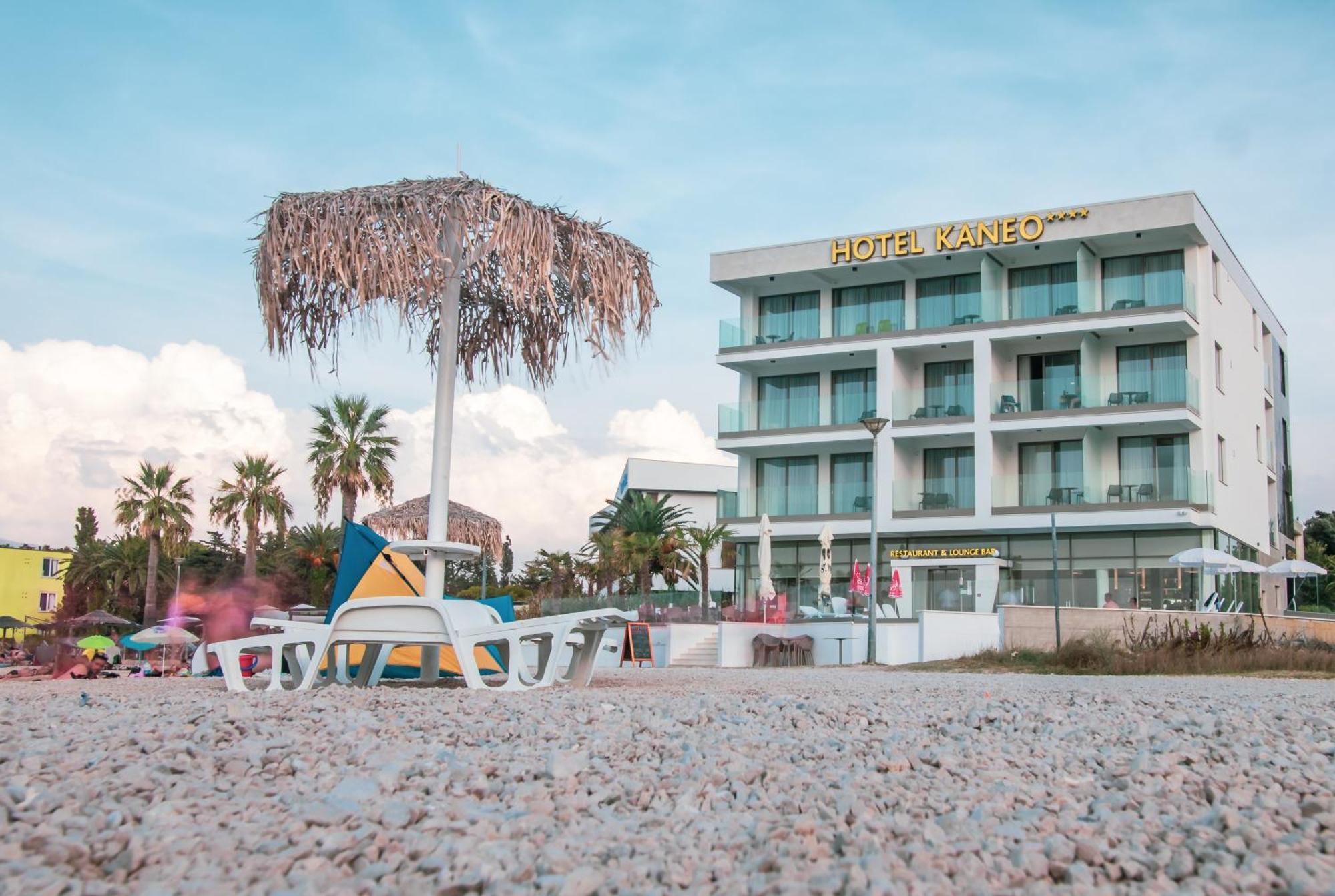 Kaneo Beach Hotel Novalja Buitenkant foto